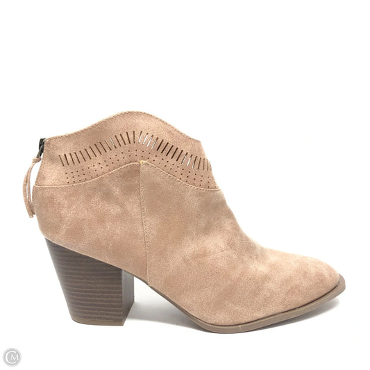 Boots Ankle Heels By Qupid In Beige, Size: 10