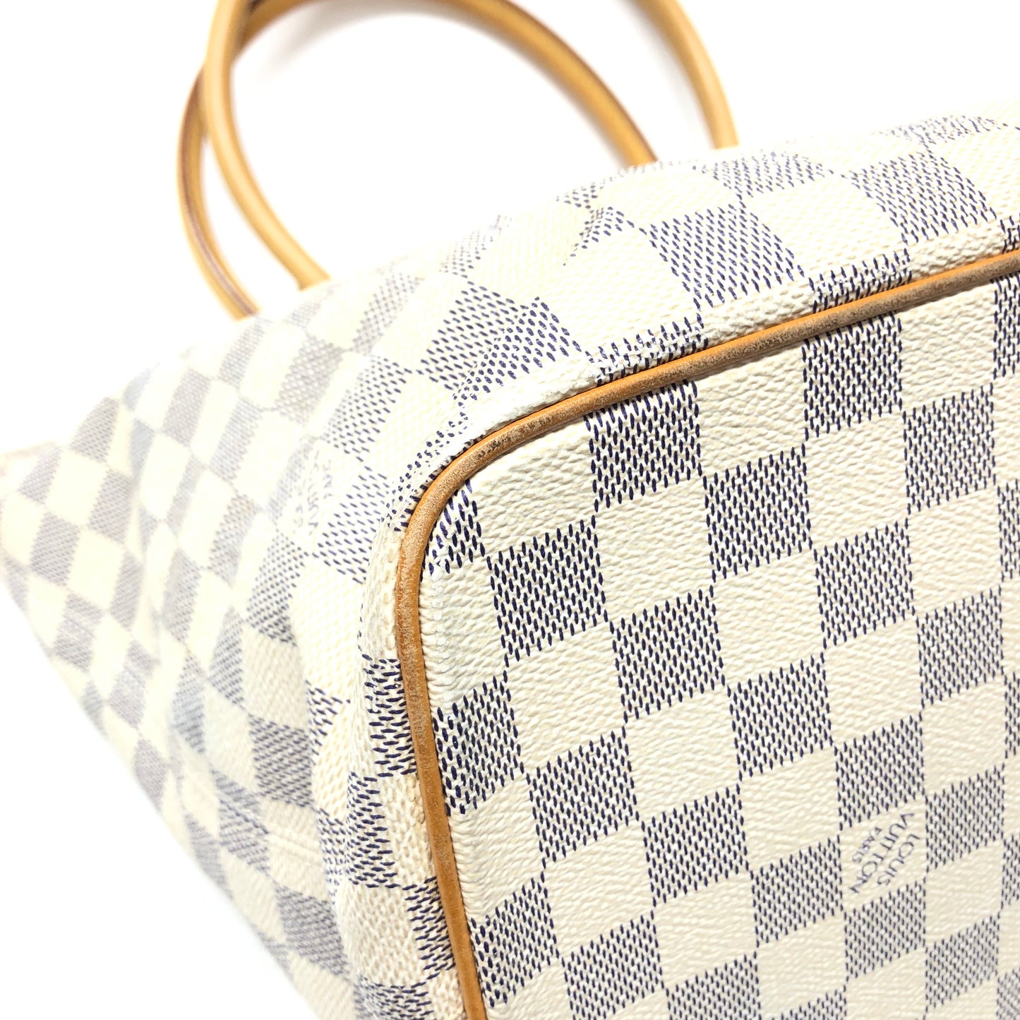 Handbag Luxury Designer By Louis Vuitton, Size: Large