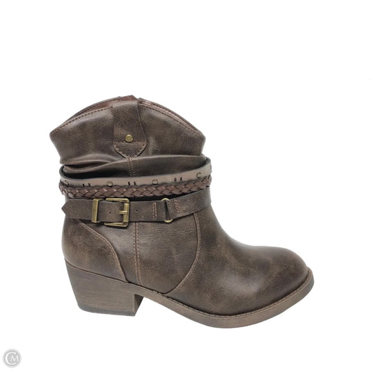 Boots Ankle Heels By Jelly Pop In Brown, Size: 7