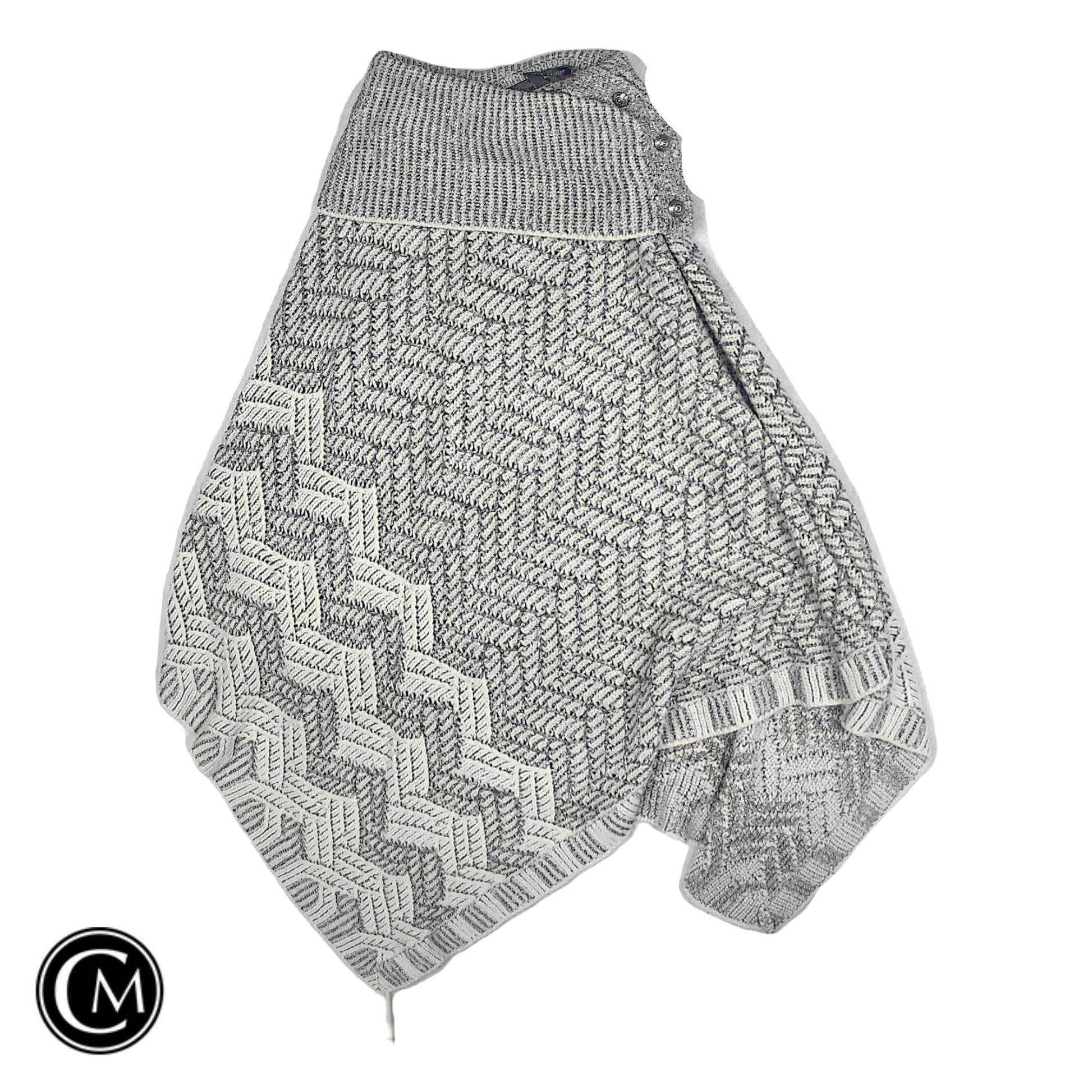 Shawl By White House Black Market In Grey & White, Size: M image 1